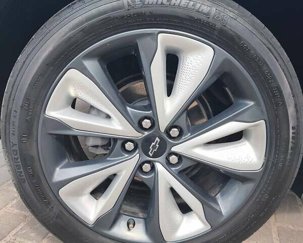 Синий Шевроле Bolt EUV, объемом двигателя 0 л и пробегом 98 тыс. км за 21800 $, фото 19 на Automoto.ua