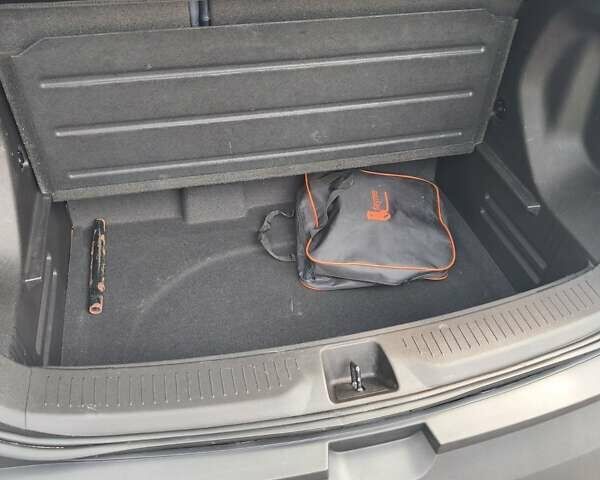 Синий Шевроле Bolt EUV, объемом двигателя 0 л и пробегом 98 тыс. км за 19500 $, фото 20 на Automoto.ua