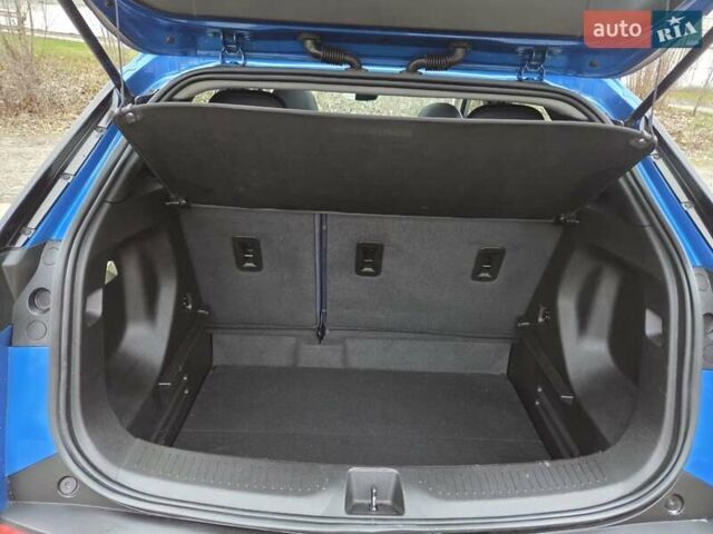 Синий Шевроле Bolt EUV, объемом двигателя 0 л и пробегом 55 тыс. км за 20999 $, фото 40 на Automoto.ua