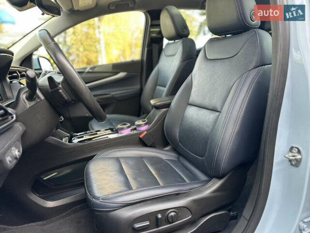 Синий Шевроле Bolt EUV, объемом двигателя 0 л и пробегом 68 тыс. км за 20600 $, фото 26 на Automoto.ua