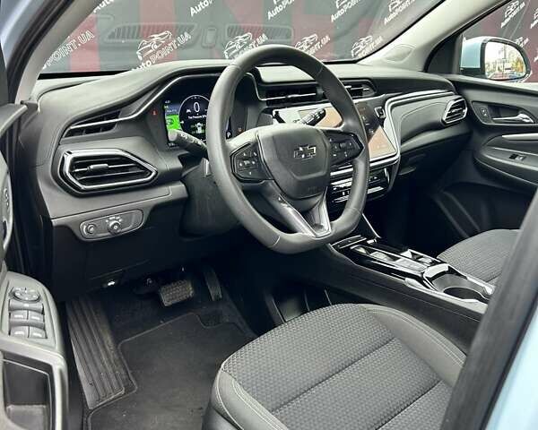 Синий Шевроле Bolt EUV, объемом двигателя 0 л и пробегом 57 тыс. км за 20900 $, фото 22 на Automoto.ua