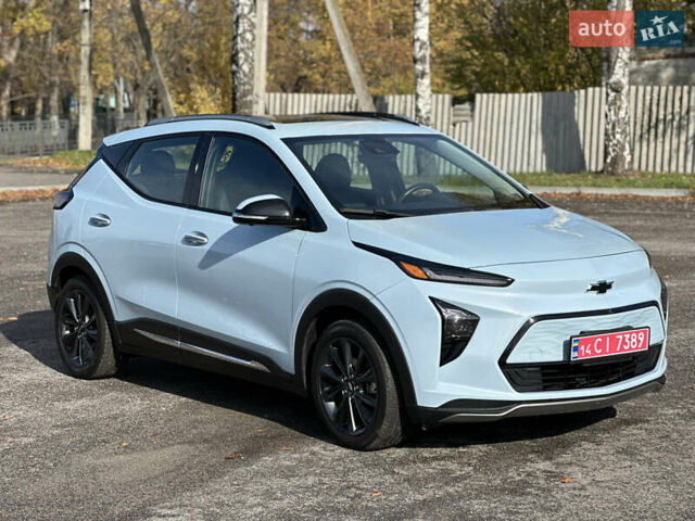 Синий Шевроле Bolt EUV, объемом двигателя 0 л и пробегом 68 тыс. км за 20600 $, фото 2 на Automoto.ua