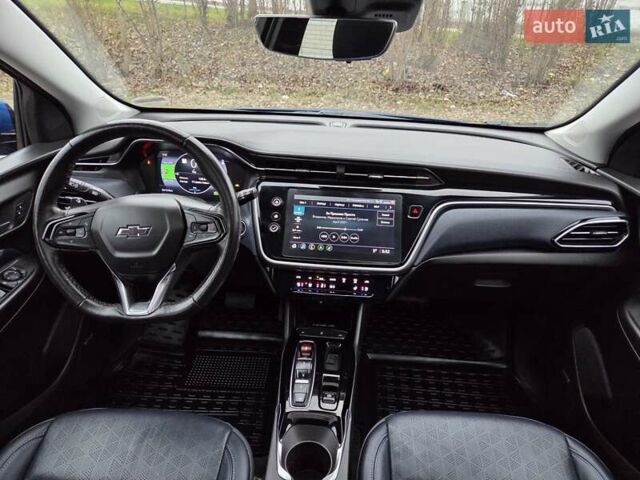 Синий Шевроле Bolt EUV, объемом двигателя 0 л и пробегом 55 тыс. км за 20999 $, фото 47 на Automoto.ua