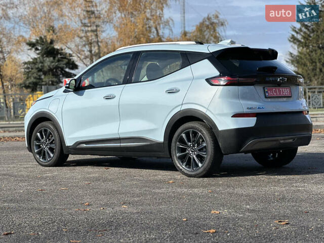 Синий Шевроле Bolt EUV, объемом двигателя 0 л и пробегом 68 тыс. км за 20600 $, фото 3 на Automoto.ua