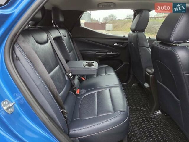 Синий Шевроле Bolt EUV, объемом двигателя 0 л и пробегом 55 тыс. км за 20999 $, фото 42 на Automoto.ua