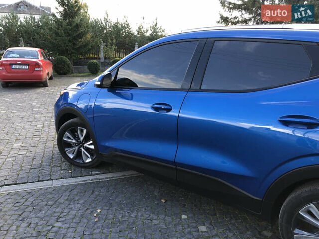 Шевроле Bolt EUV 2022 в Тернополе на Automoto.ua Синий Шевроле Bolt EUV, объемом двигателя 0 л и пробегом 77 тыс. км за 17990 $, фото 17 на Automoto.ua