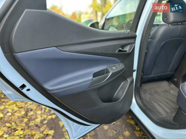 Синий Шевроле Bolt EUV, объемом двигателя 0 л и пробегом 68 тыс. км за 20600 $, фото 32 на Automoto.ua