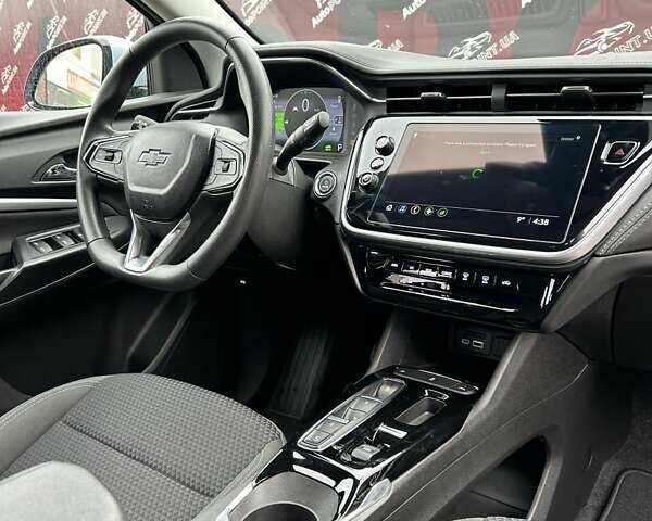 Синий Шевроле Bolt EUV, объемом двигателя 0 л и пробегом 57 тыс. км за 20900 $, фото 32 на Automoto.ua
