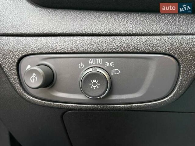 Синий Шевроле Bolt EUV, объемом двигателя 0 л и пробегом 38 тыс. км за 20990 $, фото 14 на Automoto.ua