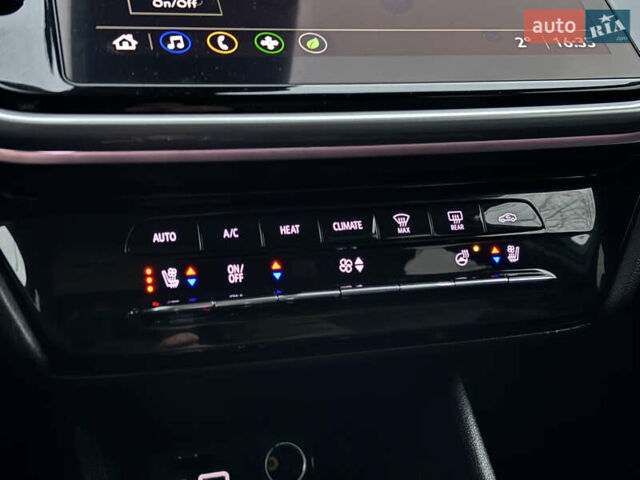 Синий Шевроле Bolt EUV, объемом двигателя 0 л и пробегом 38 тыс. км за 19999 $, фото 24 на Automoto.ua