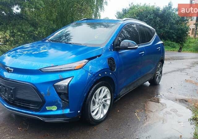 Синий Шевроле Bolt EUV, объемом двигателя 0 л и пробегом 87 тыс. км за 13999 $, фото 2 на Automoto.ua