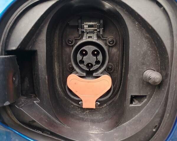 Шевроле Bolt EUV 2023 в Житомире на Automoto.ua Синий Шевроле Bolt EUV, объемом двигателя 0 л и пробегом 20 тыс. км за 20299 $, фото 20 на Automoto.ua