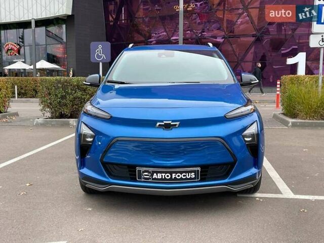 Синий Шевроле Bolt EUV, объемом двигателя 0 л и пробегом 38 тыс. км за 20990 $, фото 2 на Automoto.ua