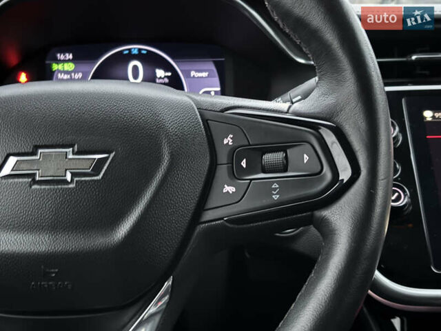 Синий Шевроле Bolt EUV, объемом двигателя 0 л и пробегом 38 тыс. км за 19999 $, фото 23 на Automoto.ua