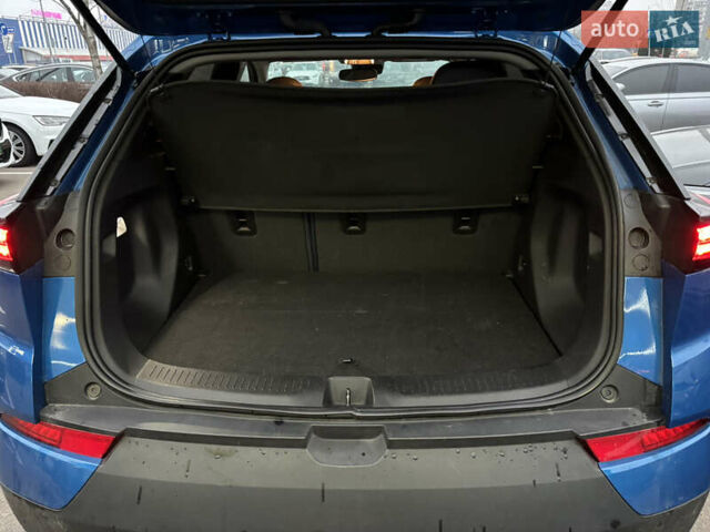 Синий Шевроле Bolt EUV, объемом двигателя 0 л и пробегом 38 тыс. км за 19999 $, фото 32 на Automoto.ua