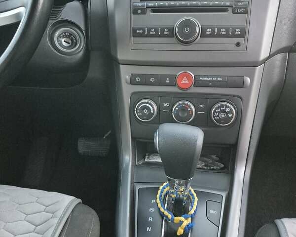 Синий Шевроле Captiva Sport, объемом двигателя 2.38 л и пробегом 190 тыс. км за 10000 $, фото 9 на Automoto.ua