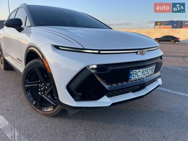 Белый Шевроле Equinox EV, объемом двигателя 0 л и пробегом 11 тыс. км за 30999 $, фото 7 на Automoto.ua