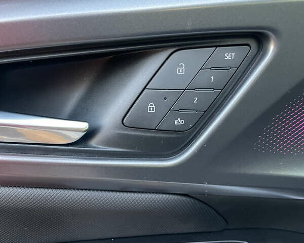 Белый Шевроле Equinox EV, объемом двигателя 0 л и пробегом 11 тыс. км за 30999 $, фото 28 на Automoto.ua