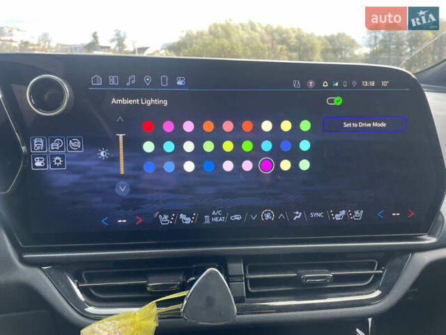 Белый Шевроле Equinox EV, объемом двигателя 0 л и пробегом 11 тыс. км за 30999 $, фото 42 на Automoto.ua