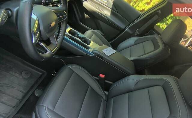 Белый Шевроле Equinox EV, объемом двигателя 0 л и пробегом 11 тыс. км за 31000 $, фото 28 на Automoto.ua