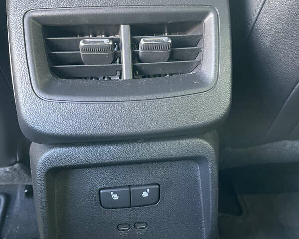 Белый Шевроле Equinox EV, объемом двигателя 0 л и пробегом 11 тыс. км за 30999 $, фото 36 на Automoto.ua