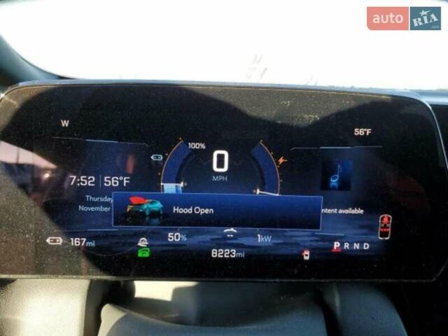 Белый Шевроле Equinox EV, объемом двигателя 0 л и пробегом 8 тыс. км за 21000 $, фото 3 на Automoto.ua