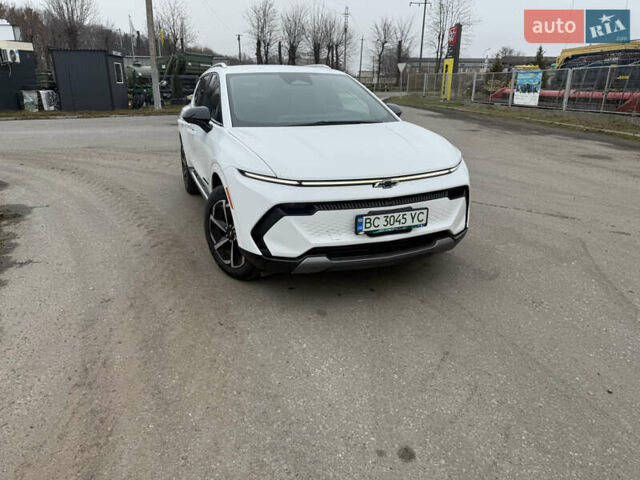 Белый Шевроле Equinox EV, объемом двигателя 0 л и пробегом 10 тыс. км за 28000 $, фото 8 на Automoto.ua