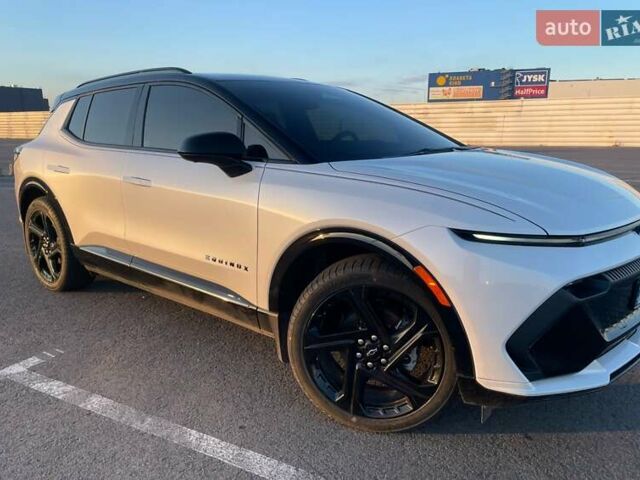 Белый Шевроле Equinox EV, объемом двигателя 0 л и пробегом 11 тыс. км за 30999 $, фото 9 на Automoto.ua