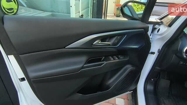 Белый Шевроле Equinox EV, объемом двигателя 0 л и пробегом 11 тыс. км за 31000 $, фото 30 на Automoto.ua