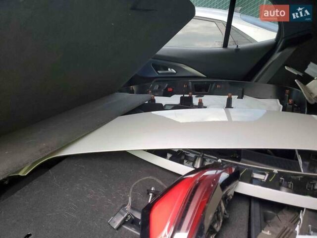 Белый Шевроле Equinox EV, объемом двигателя 0 л и пробегом 8 тыс. км за 21000 $, фото 14 на Automoto.ua