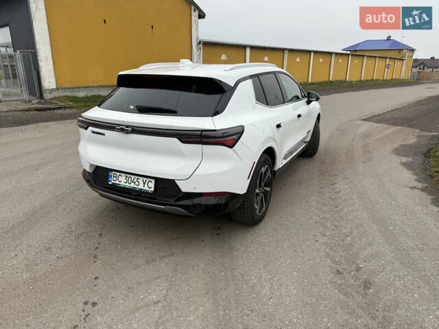 Белый Шевроле Equinox EV, объемом двигателя 0 л и пробегом 10 тыс. км за 28000 $, фото 9 на Automoto.ua