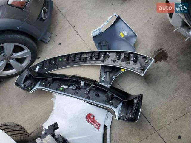 Белый Шевроле Equinox EV, объемом двигателя 0 л и пробегом 8 тыс. км за 21000 $, фото 12 на Automoto.ua