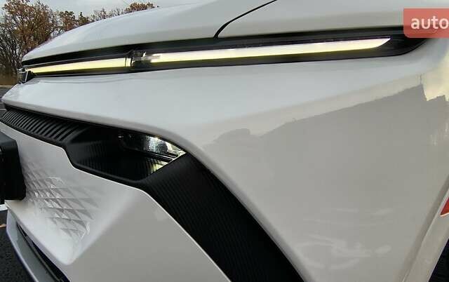 Белый Шевроле Equinox EV, объемом двигателя 0 л и пробегом 11 тыс. км за 31000 $, фото 12 на Automoto.ua