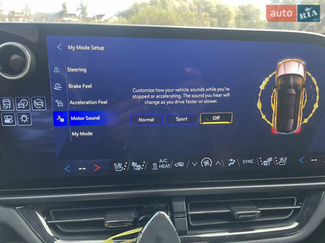 Белый Шевроле Equinox EV, объемом двигателя 0 л и пробегом 11 тыс. км за 30999 $, фото 41 на Automoto.ua