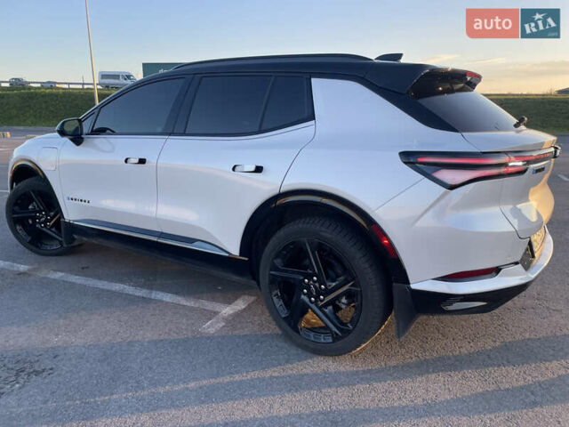 Белый Шевроле Equinox EV, объемом двигателя 0 л и пробегом 11 тыс. км за 30999 $, фото 16 на Automoto.ua