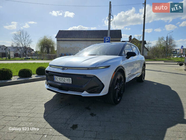 Белый Шевроле Equinox EV, объемом двигателя 0 л и пробегом 8 тыс. км за 31000 $, фото 4 на Automoto.ua