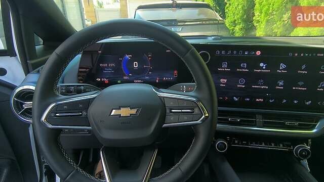 Белый Шевроле Equinox EV, объемом двигателя 0 л и пробегом 11 тыс. км за 31000 $, фото 27 на Automoto.ua