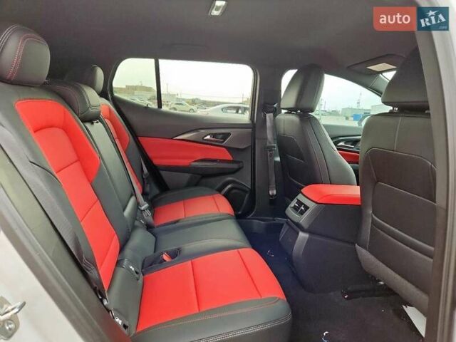 Белый Шевроле Equinox EV, объемом двигателя 0 л и пробегом 6 тыс. км за 9500 $, фото 10 на Automoto.ua