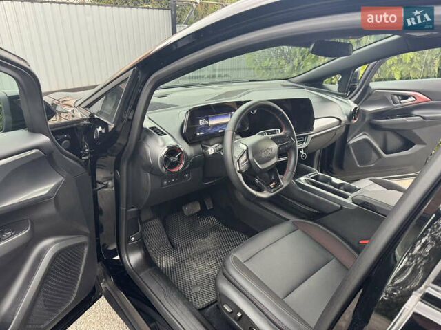 Чорний Шевроле Equinox EV, об'ємом двигуна 0 л та пробігом 6 тис. км за 27500 $, фото 6 на Automoto.ua
