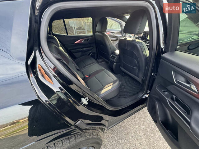 Черный Шевроле Equinox EV, объемом двигателя 0 л и пробегом 6 тыс. км за 30000 $, фото 13 на Automoto.ua