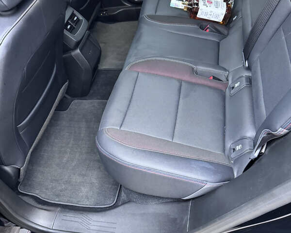 Черный Шевроле Equinox EV, объемом двигателя 0 л и пробегом 4 тыс. км за 27500 $, фото 8 на Automoto.ua