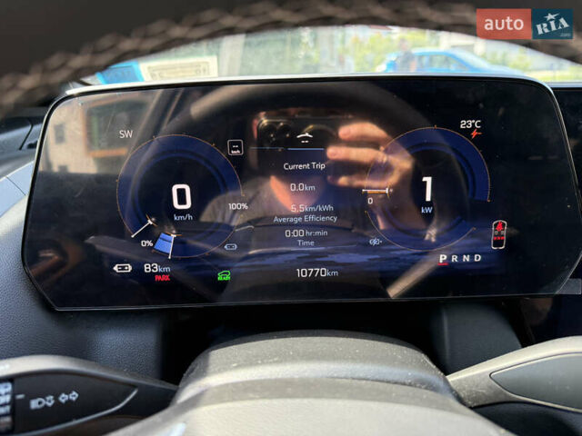 Черный Шевроле Equinox EV, объемом двигателя 0 л и пробегом 10 тыс. км за 29499 $, фото 8 на Automoto.ua