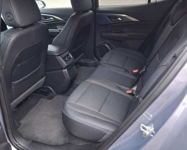 Серый Шевроле Equinox EV, объемом двигателя 0 л и пробегом 4 тыс. км за 28500 $, фото 9 на Automoto.ua