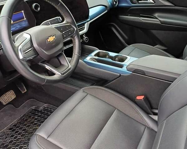 Синій Шевроле Equinox EV, об'ємом двигуна 0 л та пробігом 17 тис. км за 27800 $, фото 4 на Automoto.ua