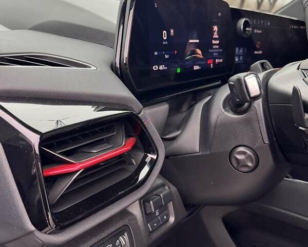 Белый Шевроле Silverado EV, объемом двигателя 0 л и пробегом 9 тыс. км за 107000 $, фото 17 на Automoto.ua