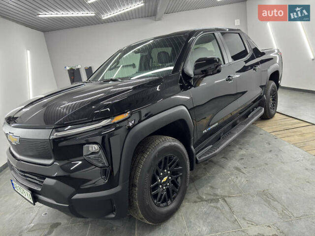 Чорний Шевроле Silverado EV, об'ємом двигуна 0 л та пробігом 8 тис. км за 67000 $, фото 3 на Automoto.ua