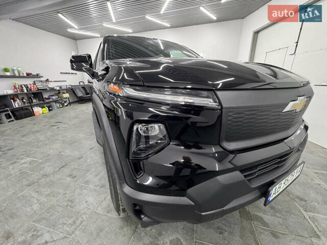 Чорний Шевроле Silverado EV, об'ємом двигуна 0 л та пробігом 8 тис. км за 67000 $, фото 14 на Automoto.ua