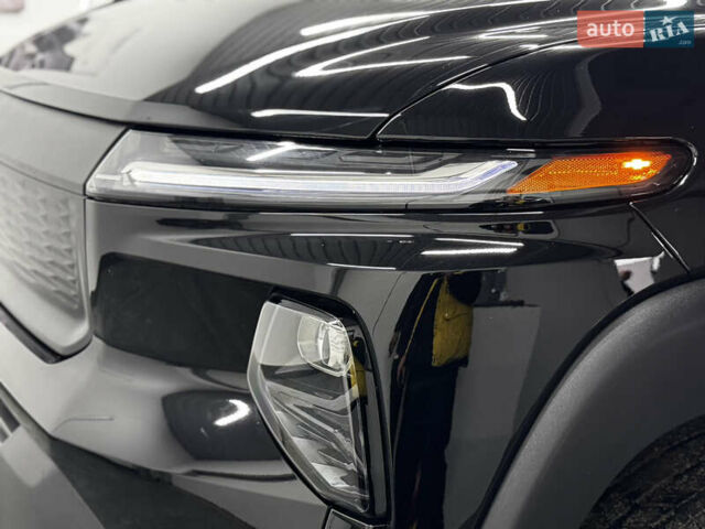 Чорний Шевроле Silverado EV, об'ємом двигуна 0 л та пробігом 8 тис. км за 67000 $, фото 6 на Automoto.ua