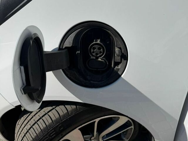 Білий Шевроле Spark EV, об'ємом двигуна 0 л та пробігом 119 тис. км за 7200 $, фото 21 на Automoto.ua