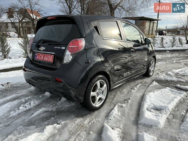 Черный Шевроле Spark EV, объемом двигателя 0 л и пробегом 90 тыс. км за 5999 $, фото 12 на Automoto.ua
